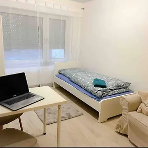 Einzelzimmer In Einem Bungalow Dortmund